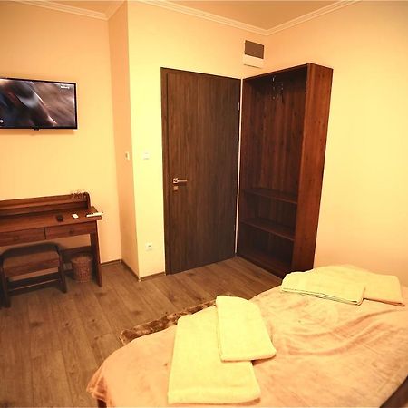 ドゥナハラスティ Bacchus Pub Es Panzio Bed & Breakfast エクステリア 写真